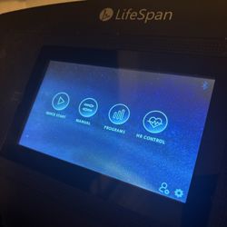 TR2000i Folding Treadmill 