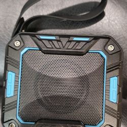 SoundPeats P2 Outdoor IP65 Water Resistant Portable Wireless Bluetooth Speaker