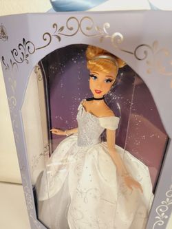 Cinderella 75th Anniversary Limited Edition Doll – 17''