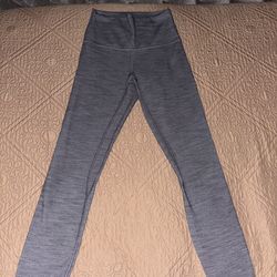 Gray Lululemon Leggings Size: small