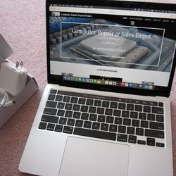 2020 Apple Macbook Pro 13" Laptop Intel i7 quad core 1.7Ghz 16GB 256G - $450 (Schererville)