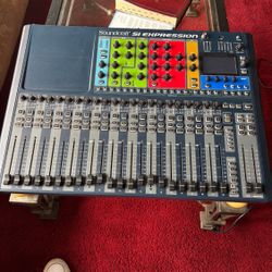Soundcraft Si Expression 2 24-channel Digital Mixer  With Multi Digital Card