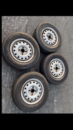 4 — 185/70r13 4x100 4x3.94 Stock Honda Civic Corolla Wheels Rims Good 80% Treads Tires !!!!