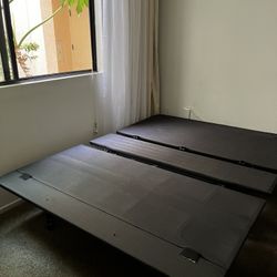 Queen Adjustable Bed Frame with Remote