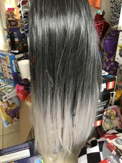 Two tone synthetic wig
