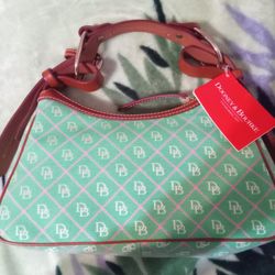 Dooney & Bourke Purse