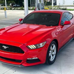 2017 Ford Mustang V6 