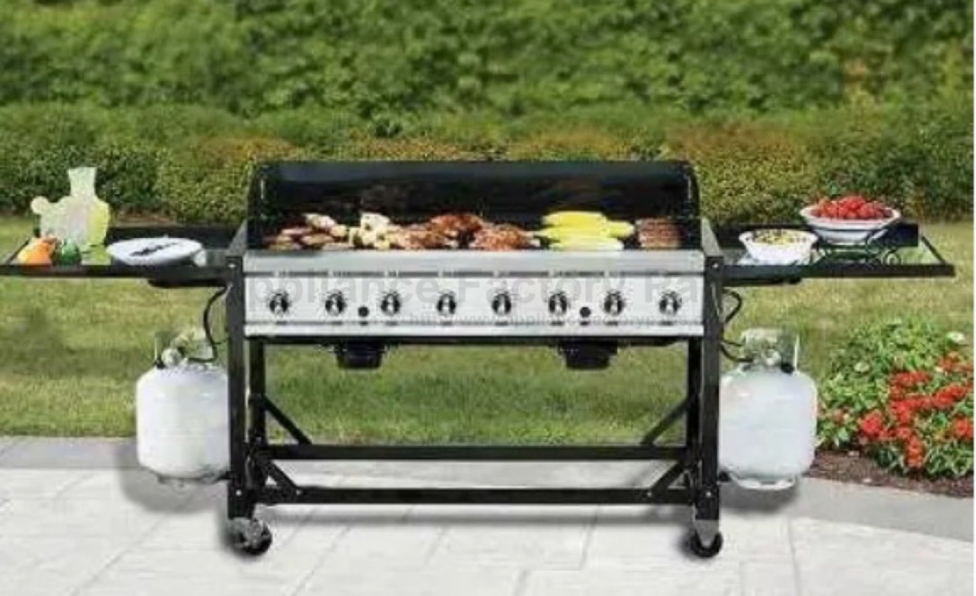 Member's Mark 8-Burner Event Grill * 1,001 sq. in of cooking area * 116,000 BTUs