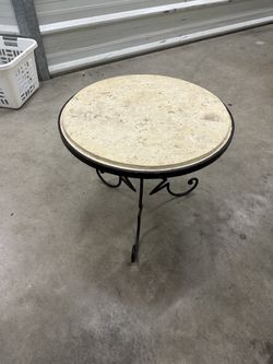 Travertine Tile/Wrath Iron
