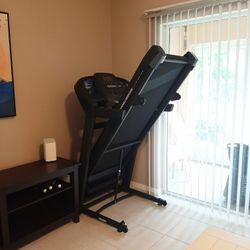 Horizon Fitness T202 Treadmill