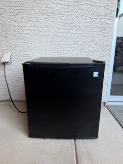 Kenmore Black Mini Fridge