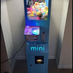 Mini Claw Machine