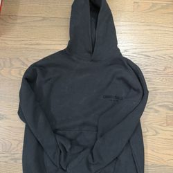 black essentials hoodie