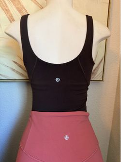 Lululemon top/bra size 0 (brown)