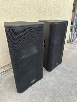 Qsc speakers