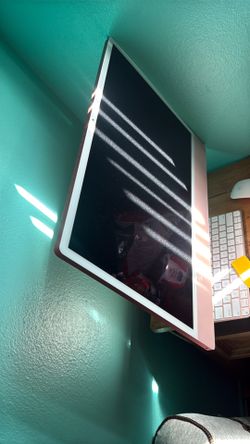 Apple 24" iMac with M3 Chip (Pink)