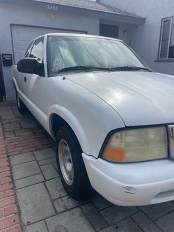 White GMC Sonoma Compact Pickup Truck
