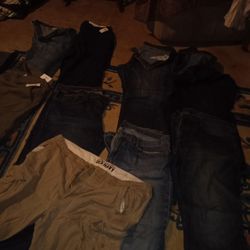 Mens Waist Size 40x 30 8 Pair Jeans 1 Pair Of Cargo Shorts All Old Navy And Gap