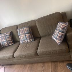 Pull out couch