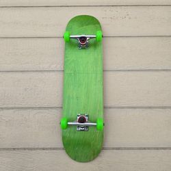 SKATEBOARD SIZE 8.25