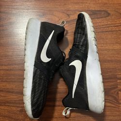 Nike Roshe Run 