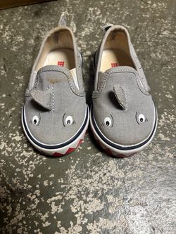 Baby shoes