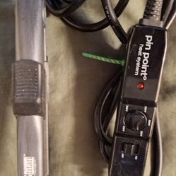 TS  Titan Totally Straight Mini Hair Straightener 