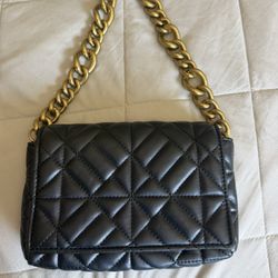 Quilted Black Zara Shoulder Bag with Gold Chain