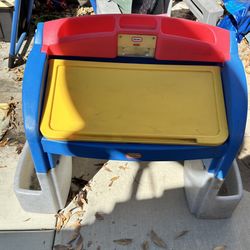 Little Tikes Art Table