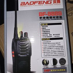 Portable 2 Way Radios