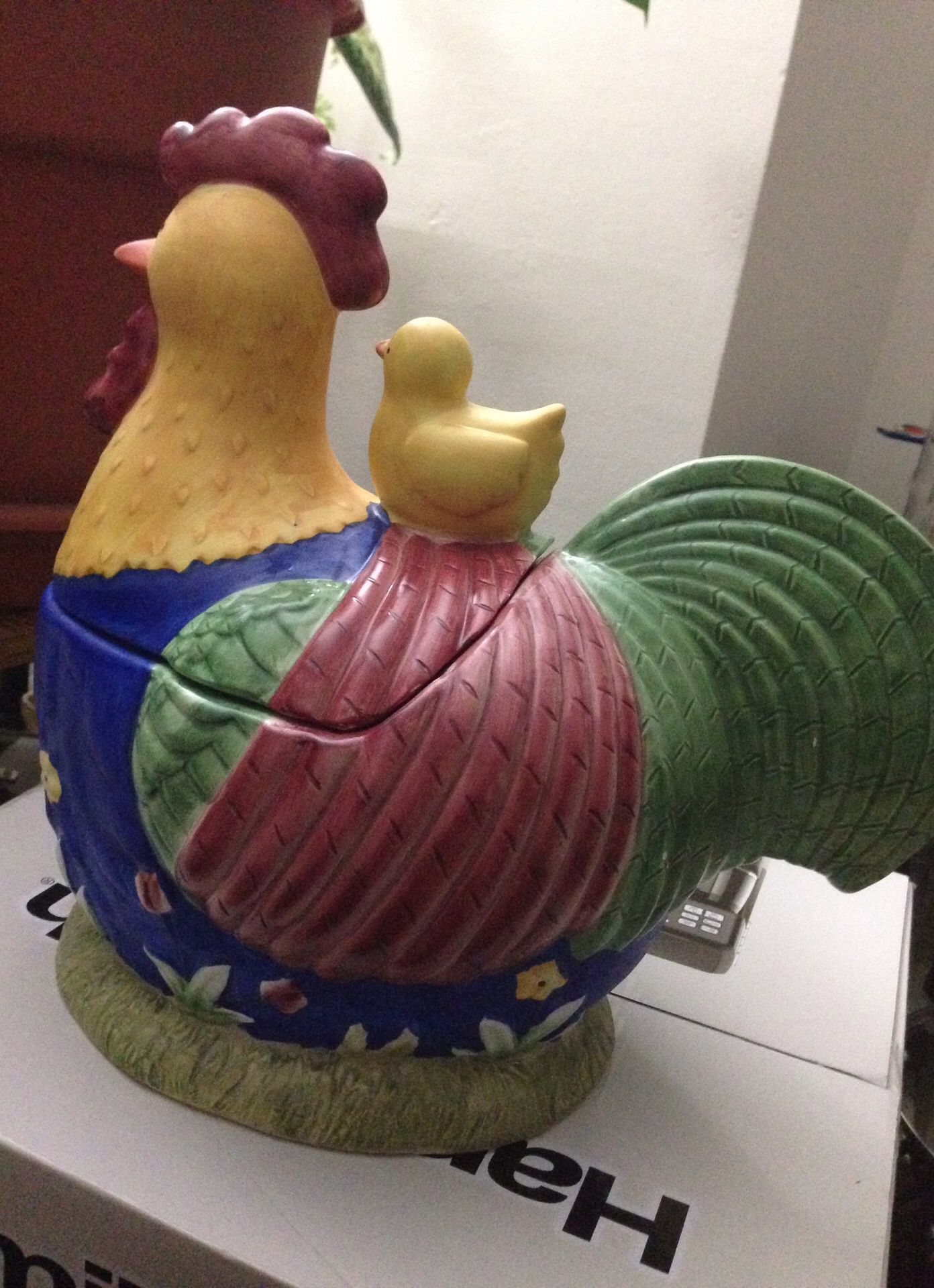 Chicken Cookie Jar By Coco Dowley. Brand Name is (CIC) Certified International Corporation. Please See All The Pictures and Read the description