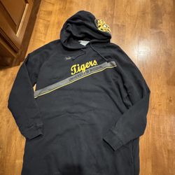 Woman’s Nike MU Mizzou Hoodie Shipping Available 