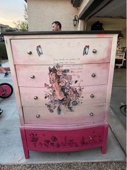 Dresser