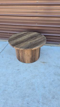 Brown Round Wood Coffe Table