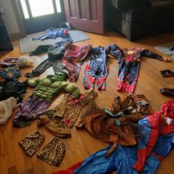 Halloween Costumes 