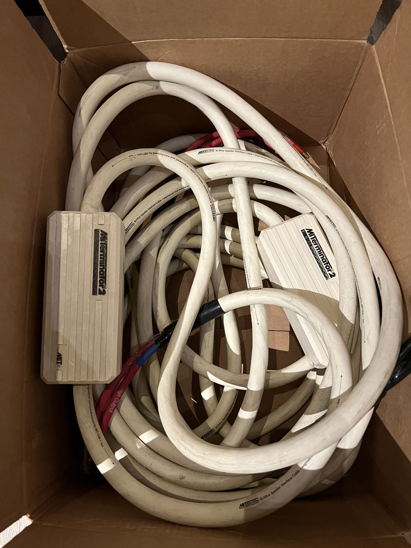 2 MIT Terminator 2 bi-wire 4m70 speaker cables interface by MIT