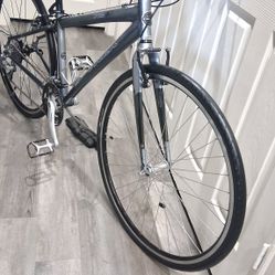 Trek FX 7.5 Aluminum Hybrid Bike 