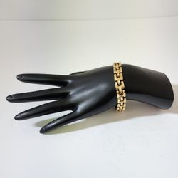 Bar Link Bracelet 14k /13.9g