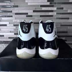 Jordan 11 “concord” 