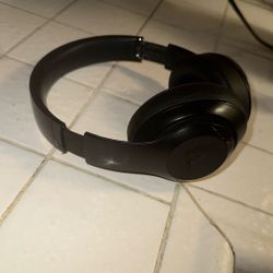 Beats Solo Wireless