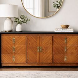 Vintage Mid century Dresser / Credenza