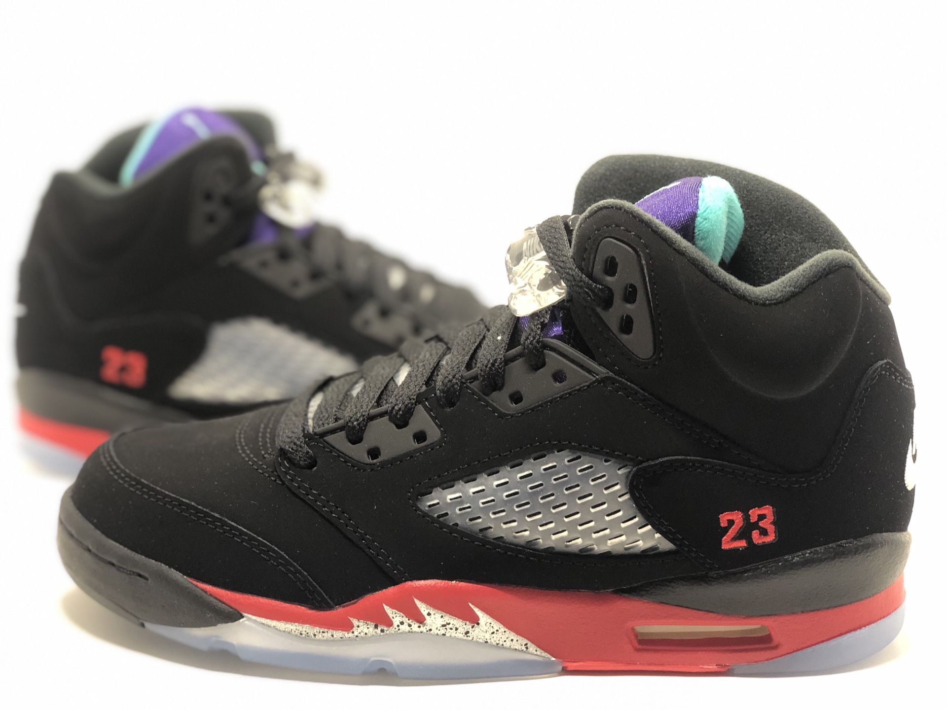 Air Jordan Top CZ2989 001 Authentic In Hand