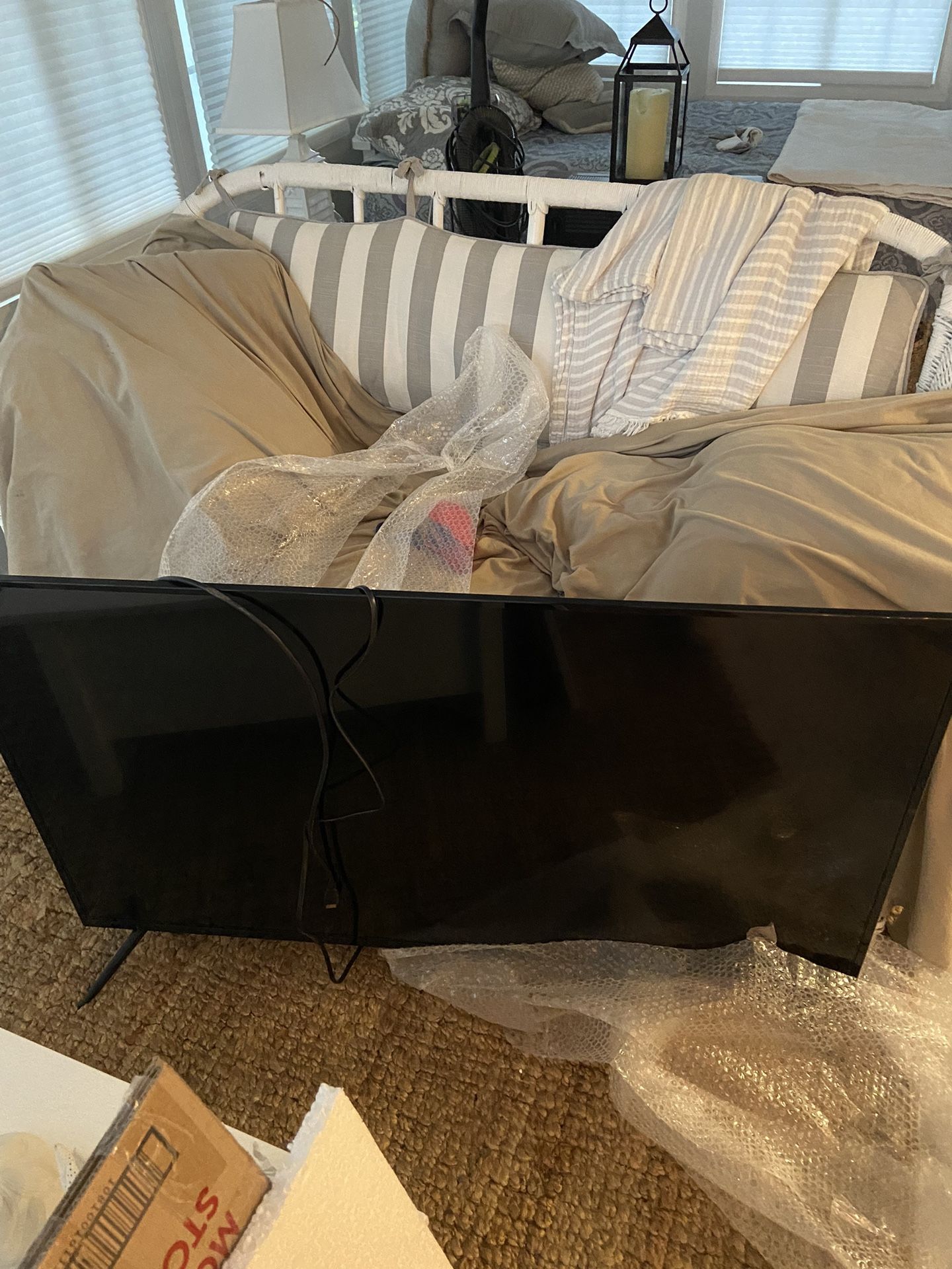50 Inch Insignia TV