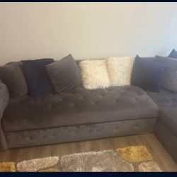 Sectional Couch  and Pillows