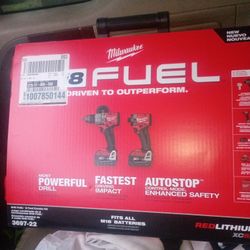 Milwaukee Fuel Drill Impact Set