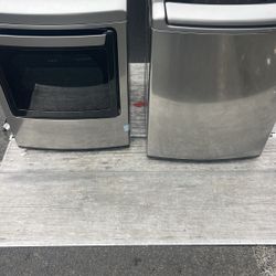 Perfectly Working LG Sensor Dryer And LG Turbo Wash Dryer