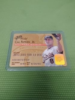 Near Mint 1995 Cal Ripken Jr. Studio Gold Baseball Card #8