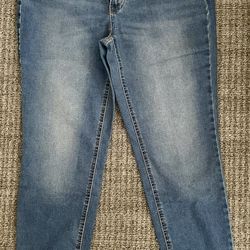 NWT skinny jeans