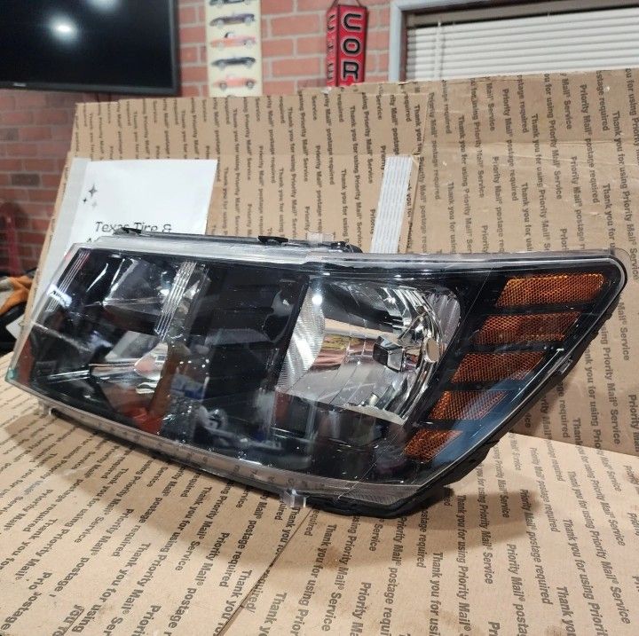 2014 To 2020 Dodge Journey Left Headlight