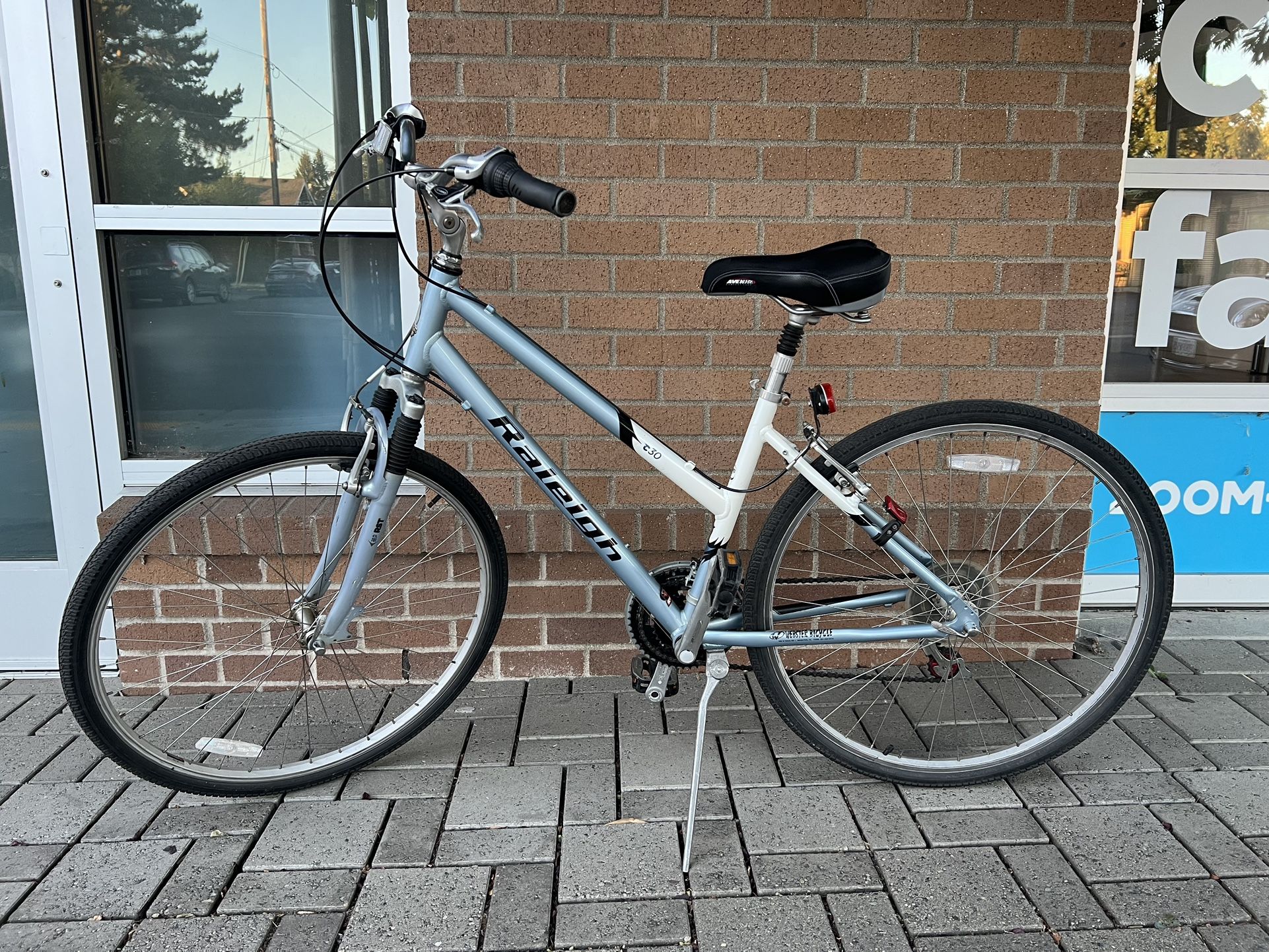 Women’s Bike Raleigh T30 19 inch Hybrid